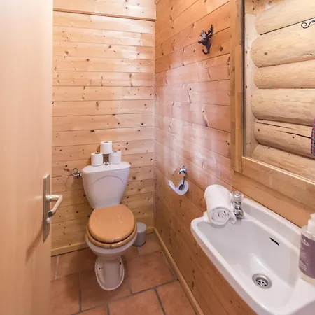 Ski-n-lake One 滨湖采尔