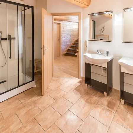 Chalet Ski-n-lake One Zell am See